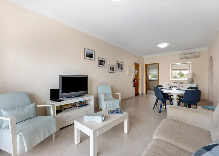 Apartment Palmeiras Reais 110 *